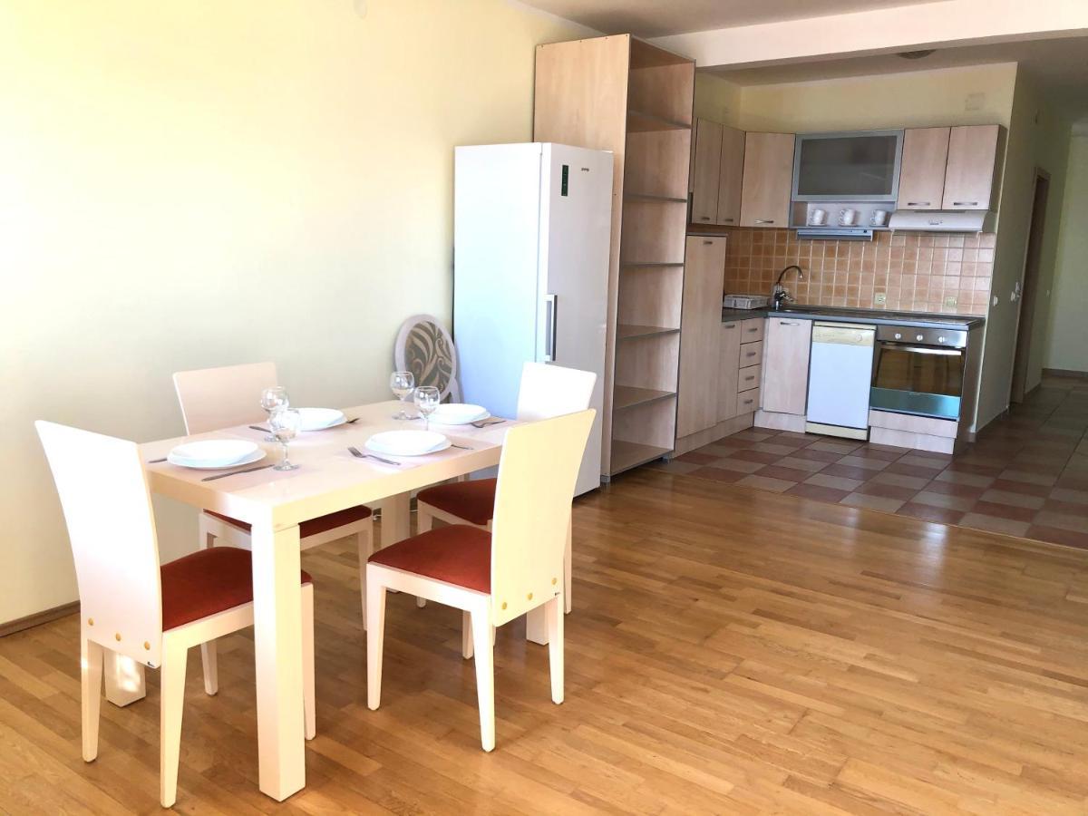 Petrovac Holiday Apartments 2 ภายนอก รูปภาพ
