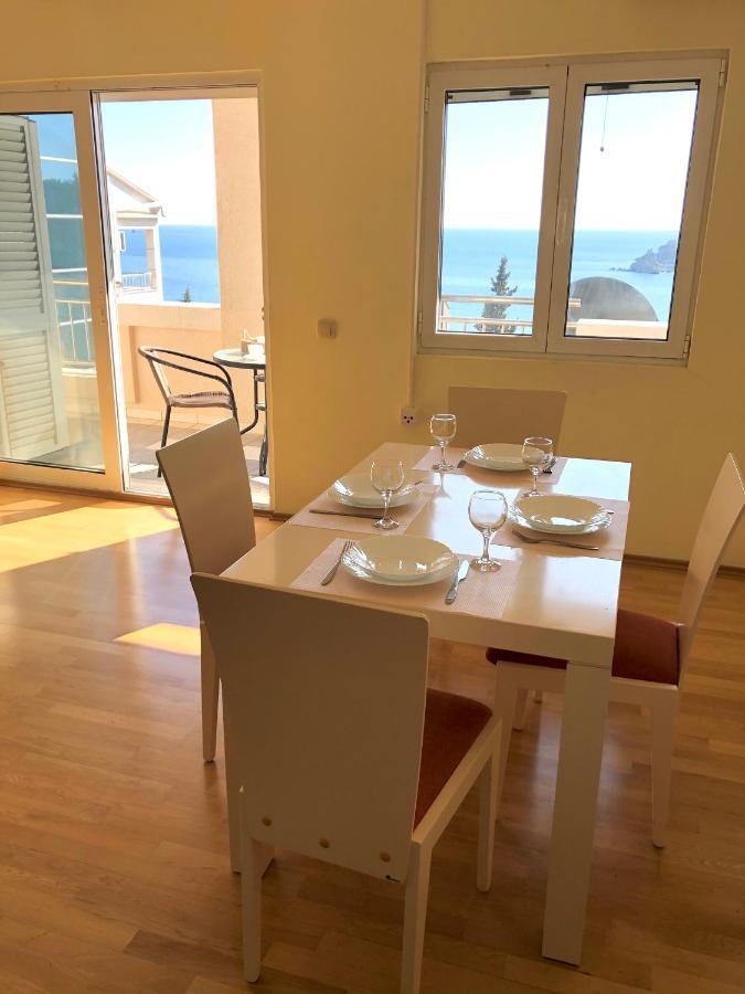 Petrovac Holiday Apartments 2 ภายนอก รูปภาพ